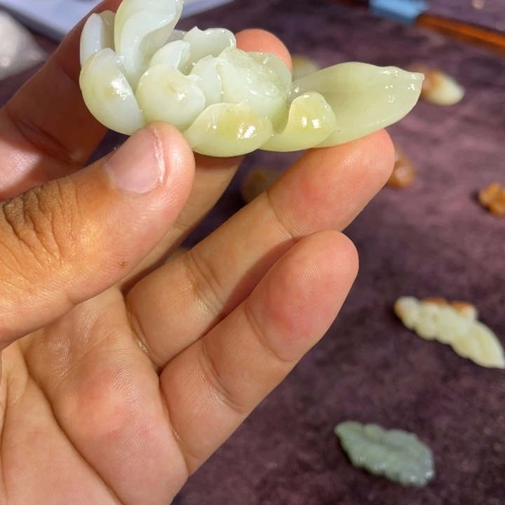和田玉（糖玉）未镶嵌笔搁