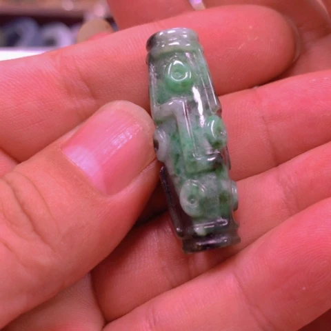 【闪购商品】翡翠颈饰未镶嵌沉***翡翠