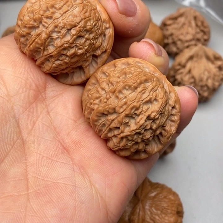 文玩核桃把件盖****！血麒麟
