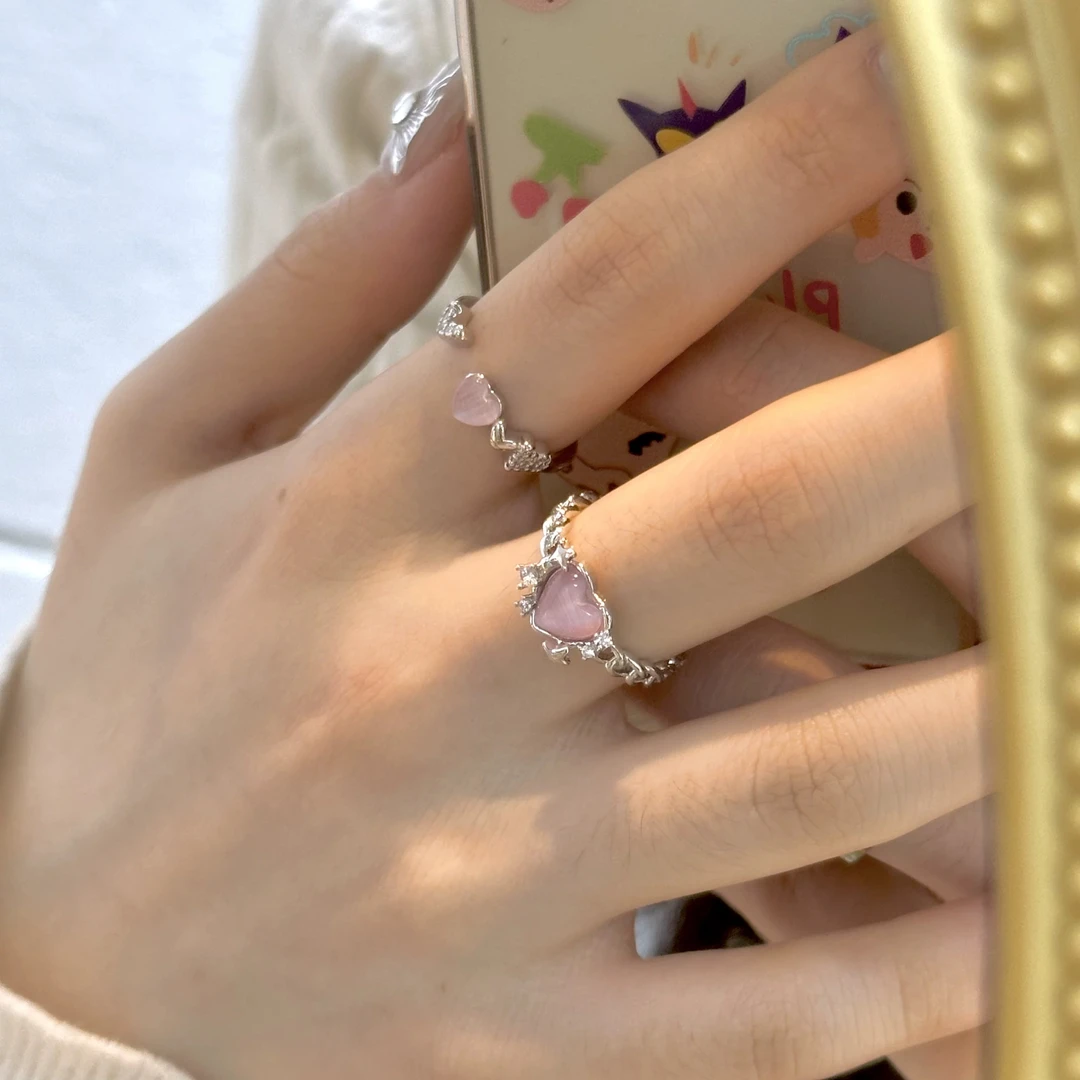 合金合成锆石戒指 A009《甜梦》甜酷粉色爱心锆石开口戒