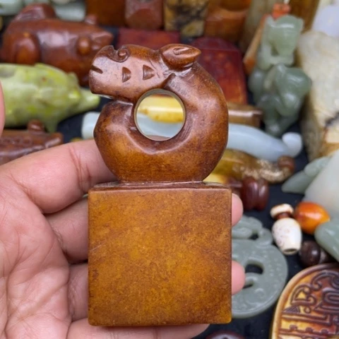 蛇纹石玉未镶嵌颈饰46