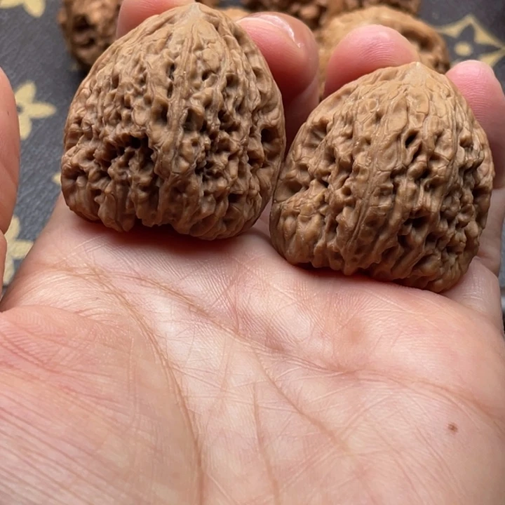 文玩核桃把件吃***蒜南疆31.5不包没黄