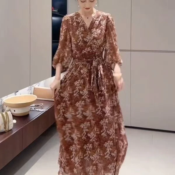 夏季新款V领短袖印花气质时尚显瘦连衣裙女装