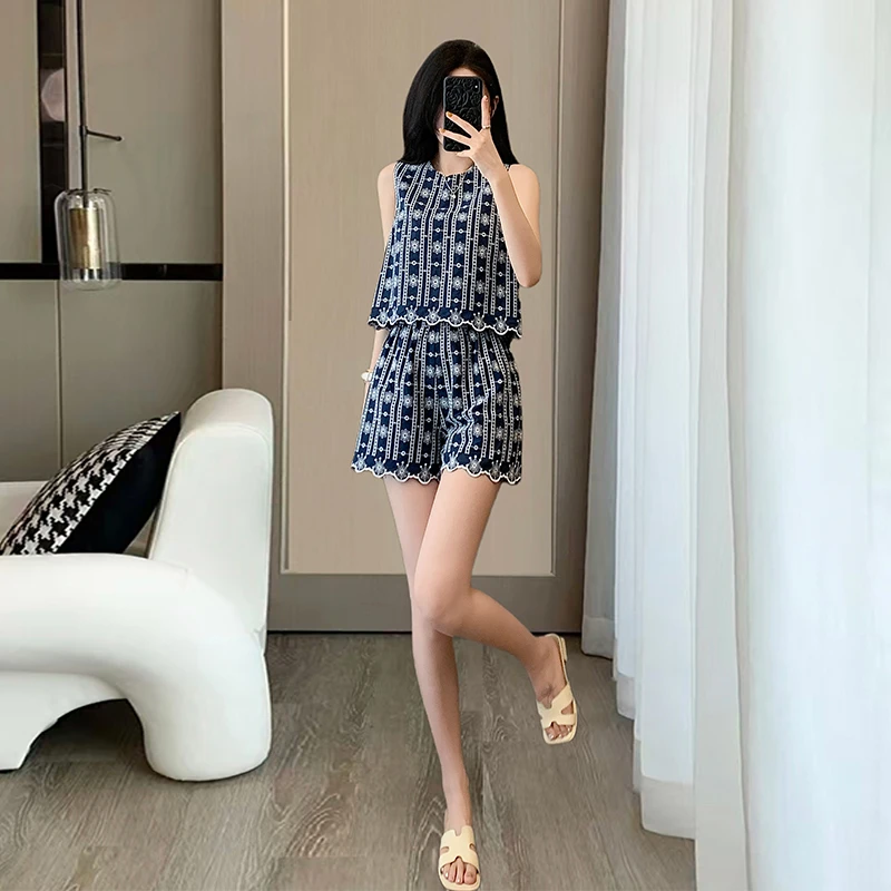 精致减龄小香风套装夏季款时尚设计感提花宽松显瘦背心短裤两件套