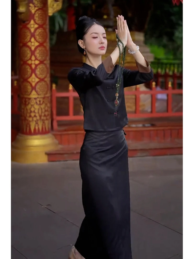 盛夏流行穿搭轻奢高级感女人味新中式国风黑色盘扣衬衫半身裙套装