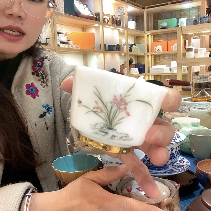 羊脂白玉冰种羊主人