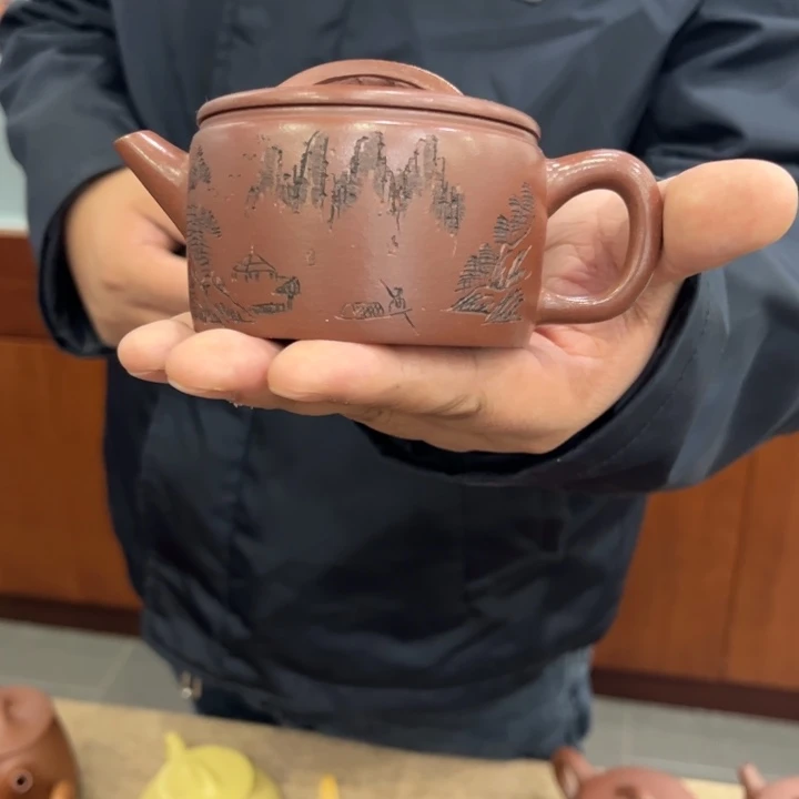 紫砂茶壶紫砂和花木也可以做成