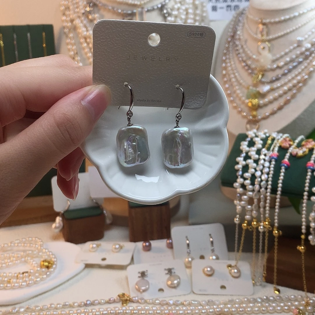 银S925镶嵌淡水珍珠方巴耳钩