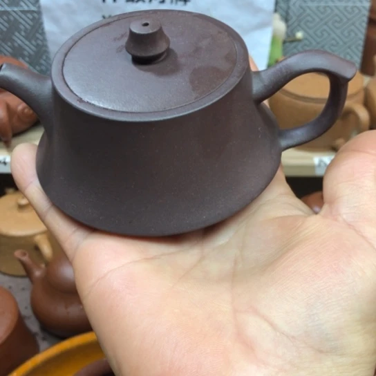 紫砂茶壶紫泥柱楚150豪升左右有瑕疵
