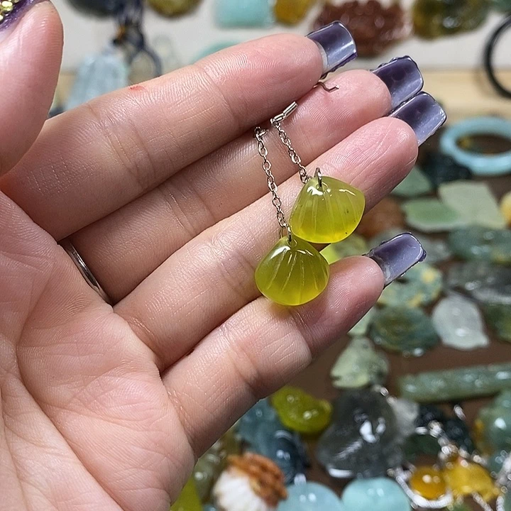 蛇纹石玉耳饰未镶嵌