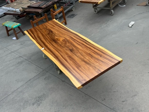 6760 胡桃木大板 256×88×5.4