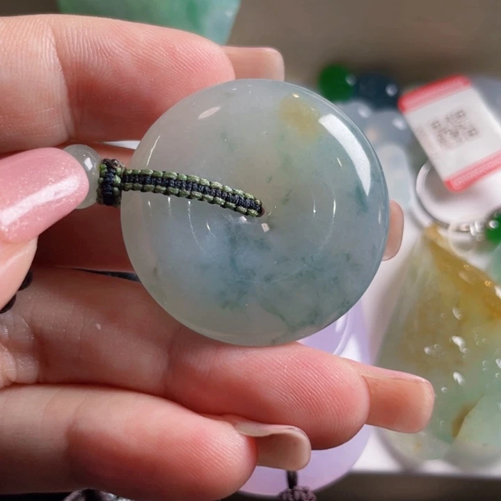 颈饰未镶嵌翡翠天然翡翠