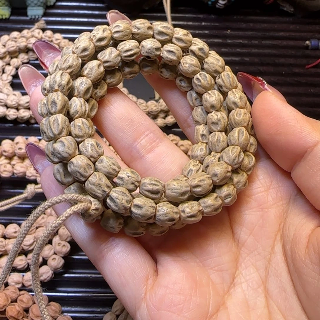 柏香籽/百香籽吊坠W**a