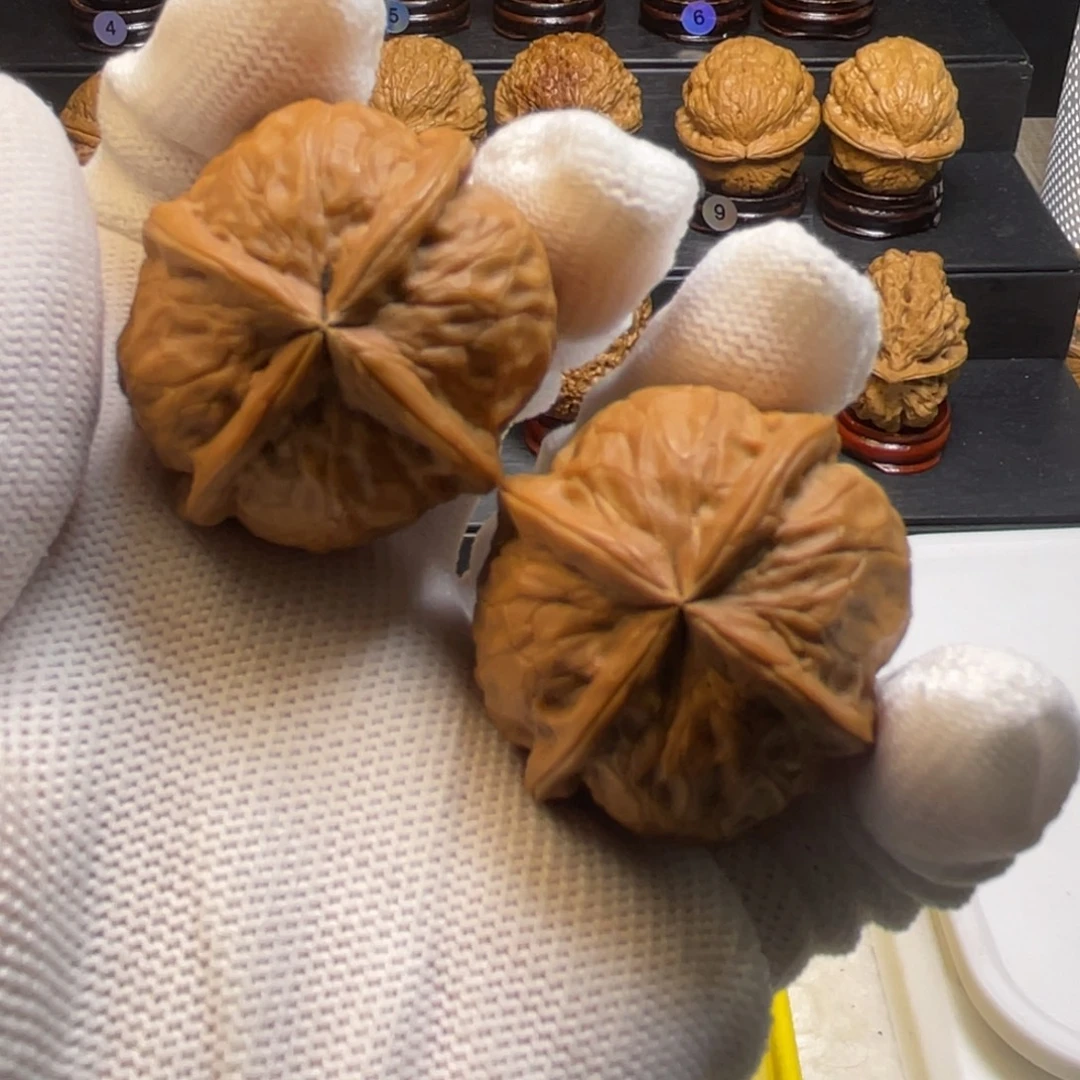 迈****把件文玩核桃Y78四棱