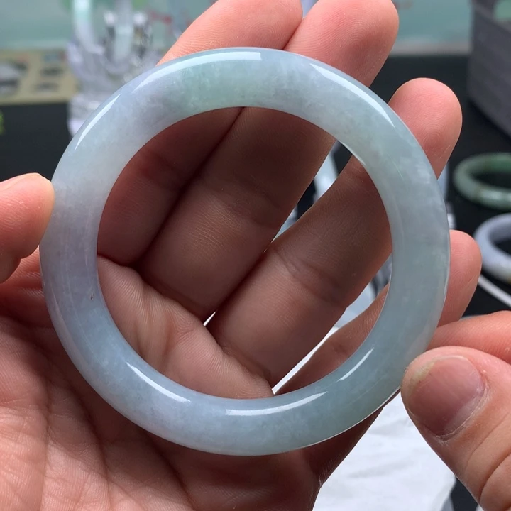 翡翠未镶嵌手镯天然翡翠手镯