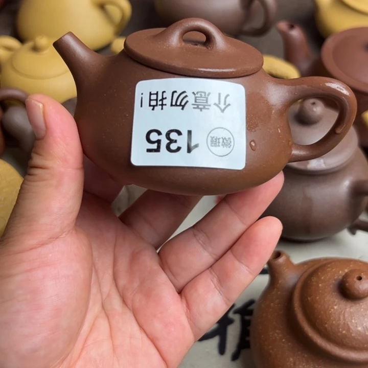 茶壶紫砂底槽清半手130cc左右