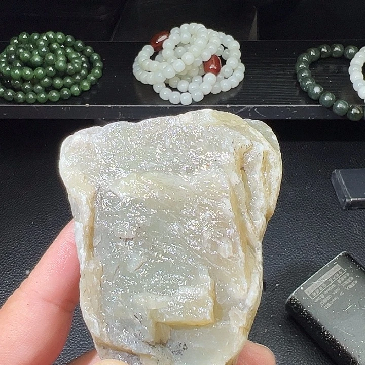 和田玉（糖玉）未镶嵌车挂