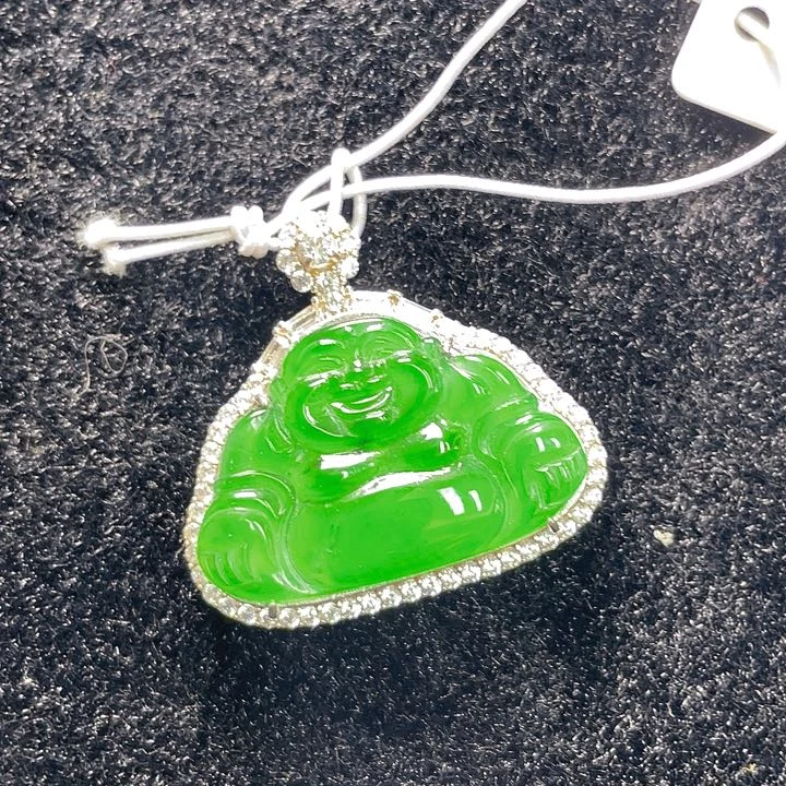 翡翠颈饰未镶嵌39，