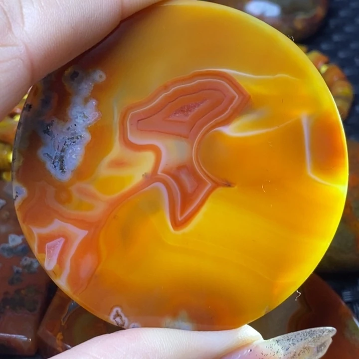 玛瑙/玉髓颈饰未镶嵌