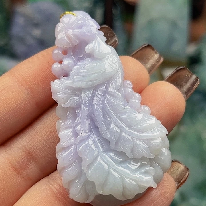 翡翠未镶嵌颈饰挂件