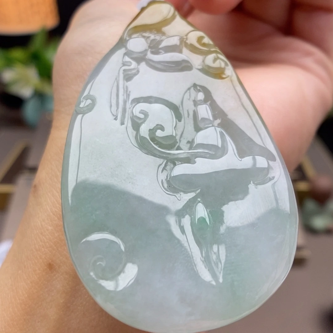 翡翠未镶嵌颈饰吊坠44