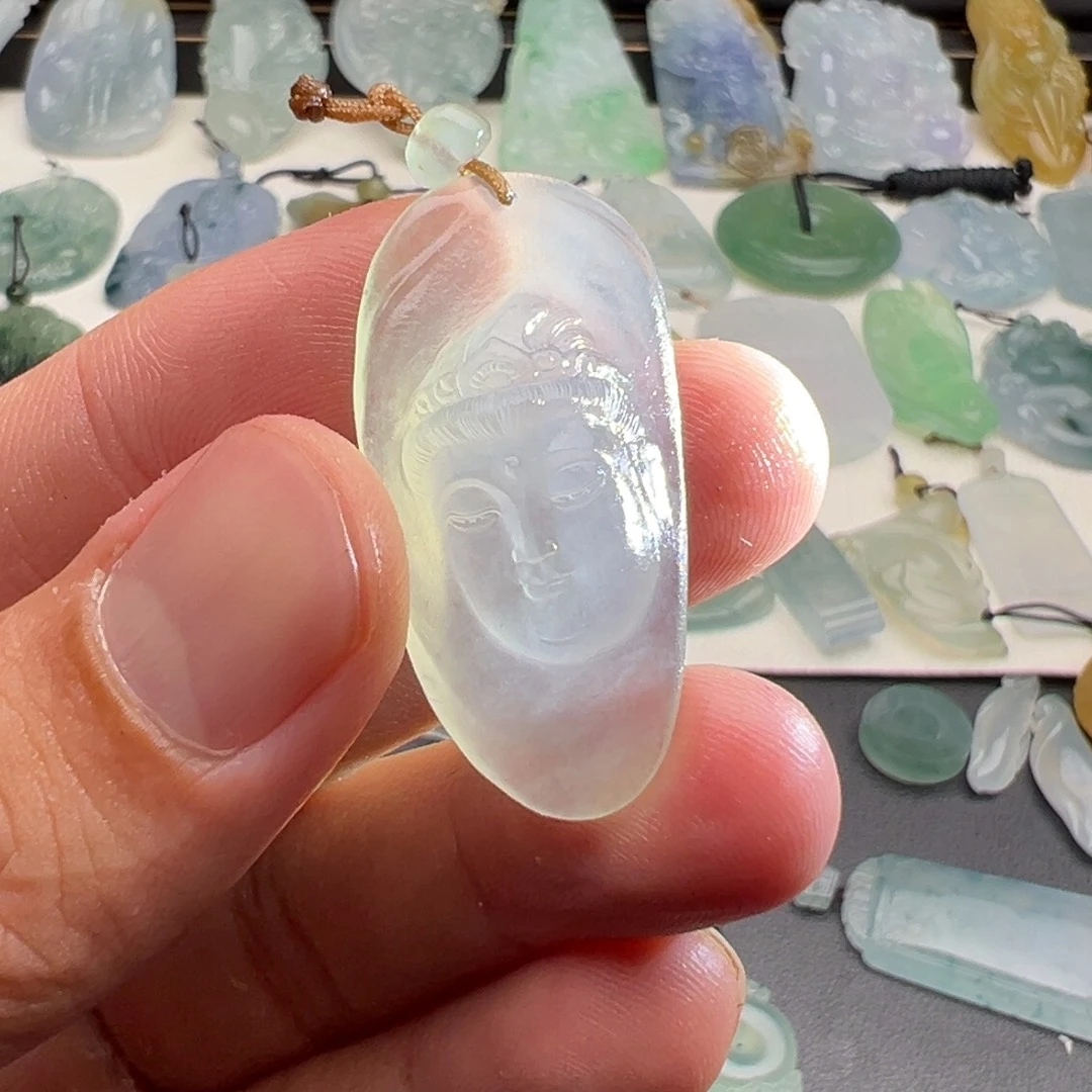 定制翡翠未镶嵌观音首