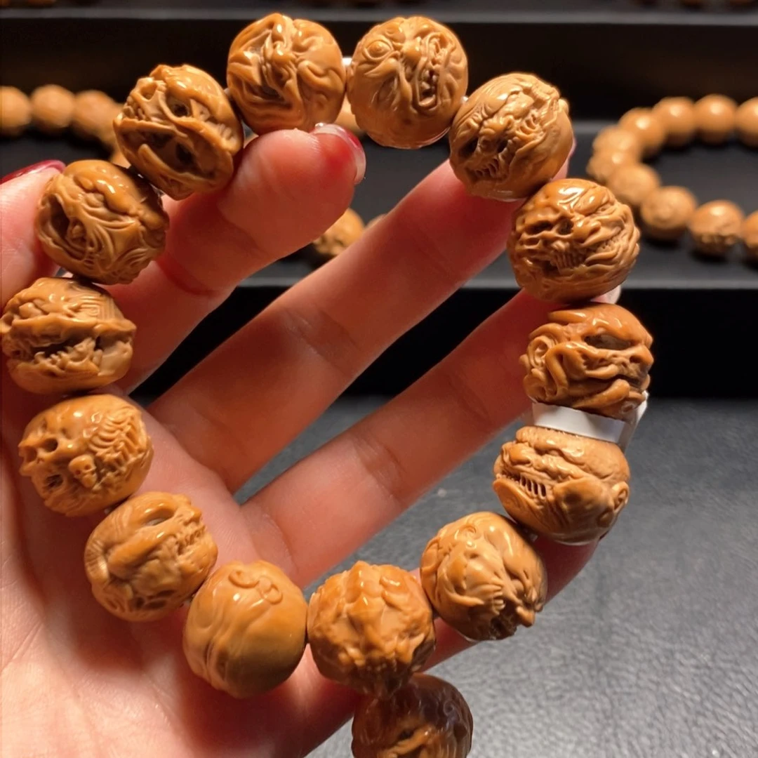 猴头核桃手串K****i向死而生