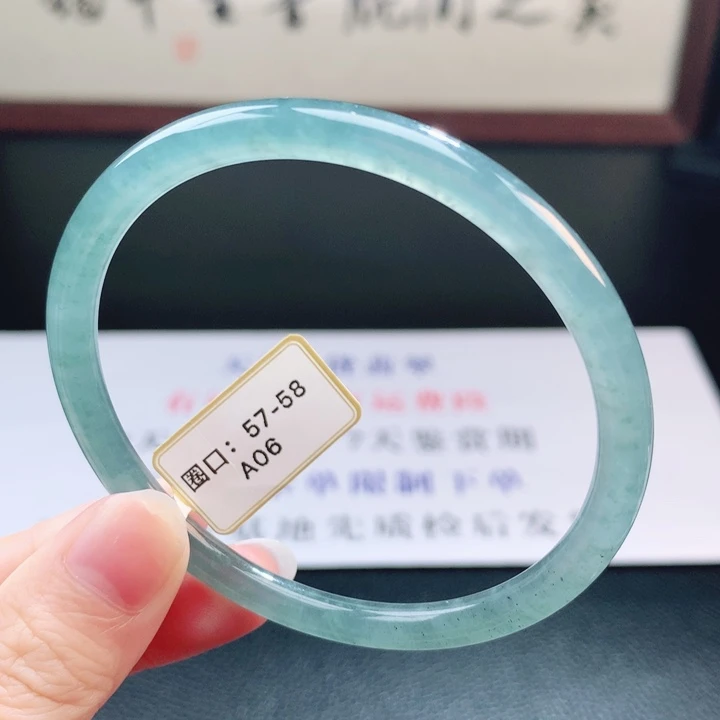 翡翠未镶嵌手镯翡翠手镯135