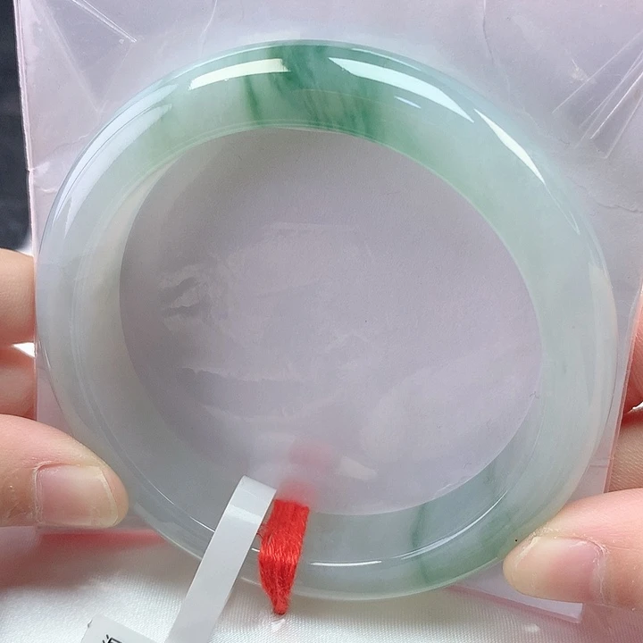 翡翠未镶嵌手镯57圈