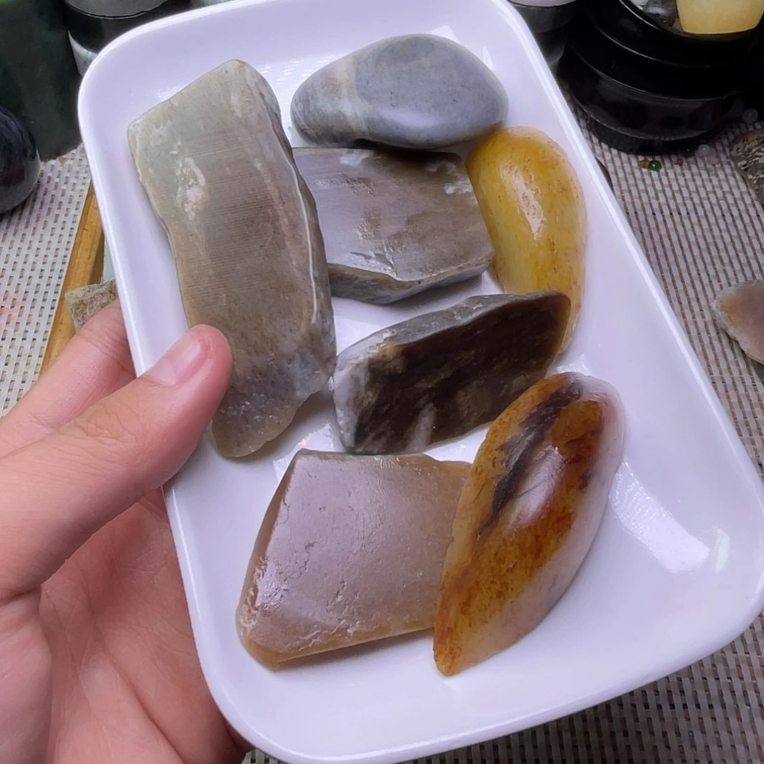 未镶嵌和田玉车挂