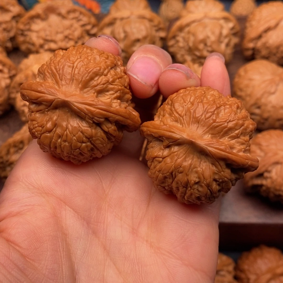 文玩核桃吊坠38全品精配血麒麟