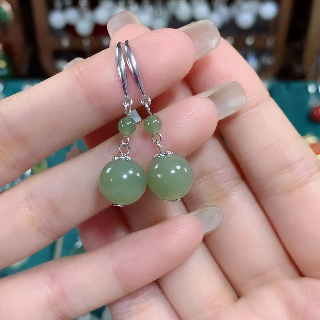 和田玉耳饰银S925镶嵌?****聊晴水10mm左右