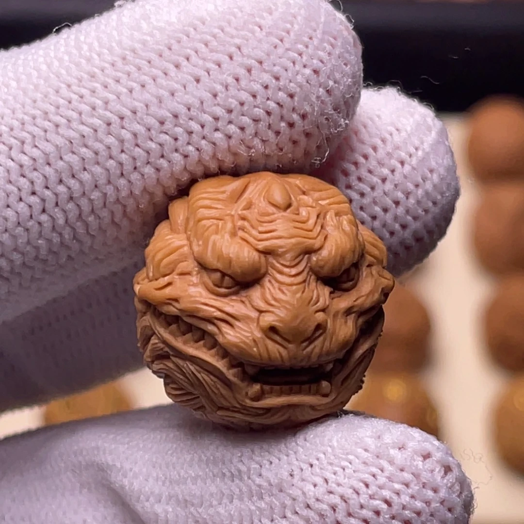 吊坠猴头核桃龙珠18.8