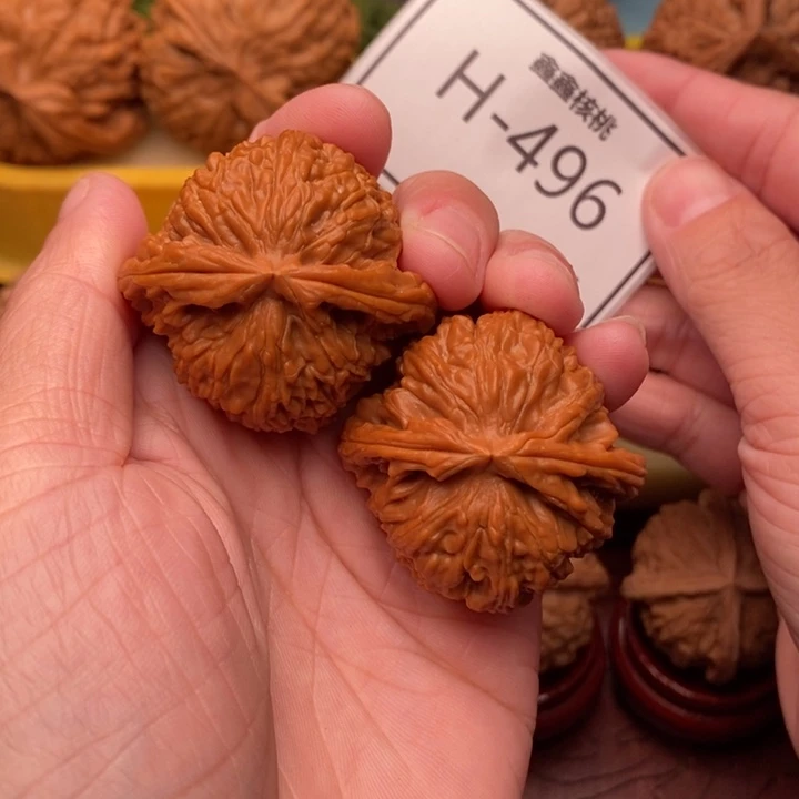 刚***好桃核把件狮子头39