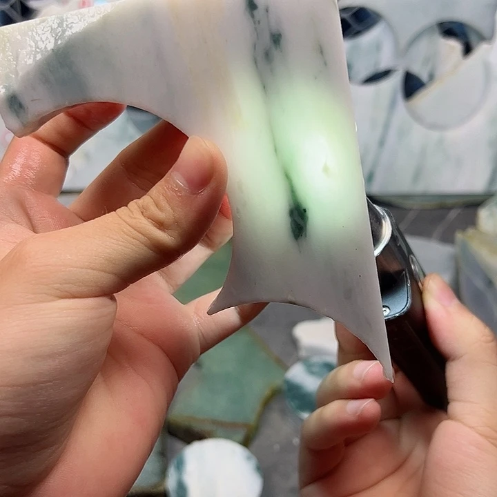 翡翠未镶嵌颈饰纯天然缅甸翡翠