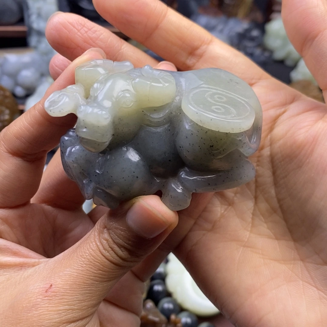 和田玉未镶嵌挂件