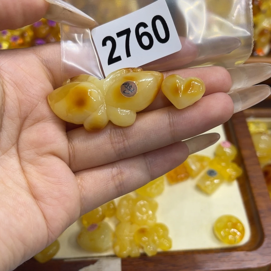 爱***力琥珀未镶嵌珠宝奇石