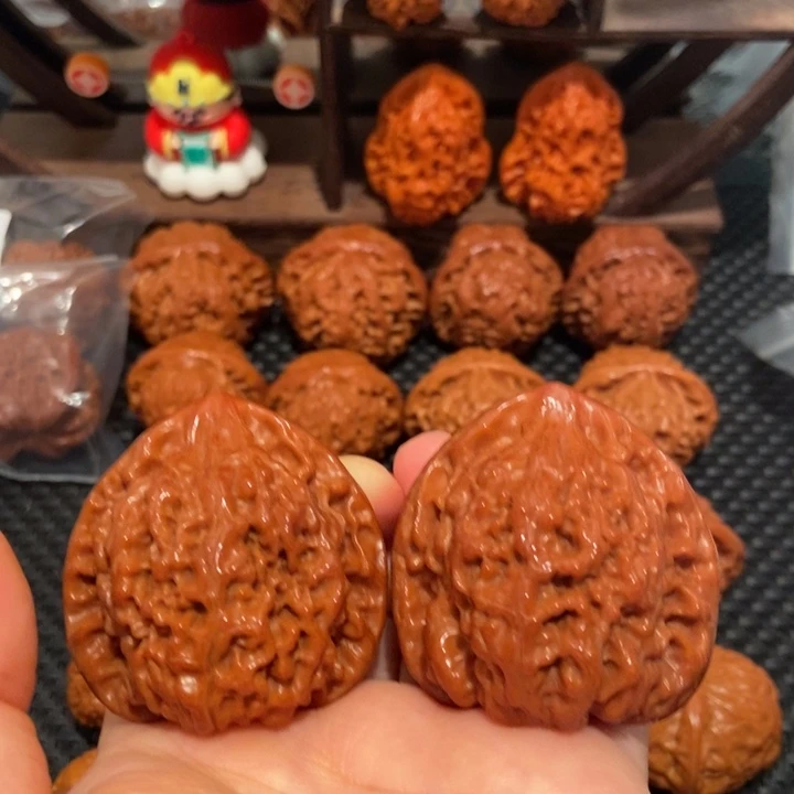 文玩核桃把件46.8尺寸官帽2397