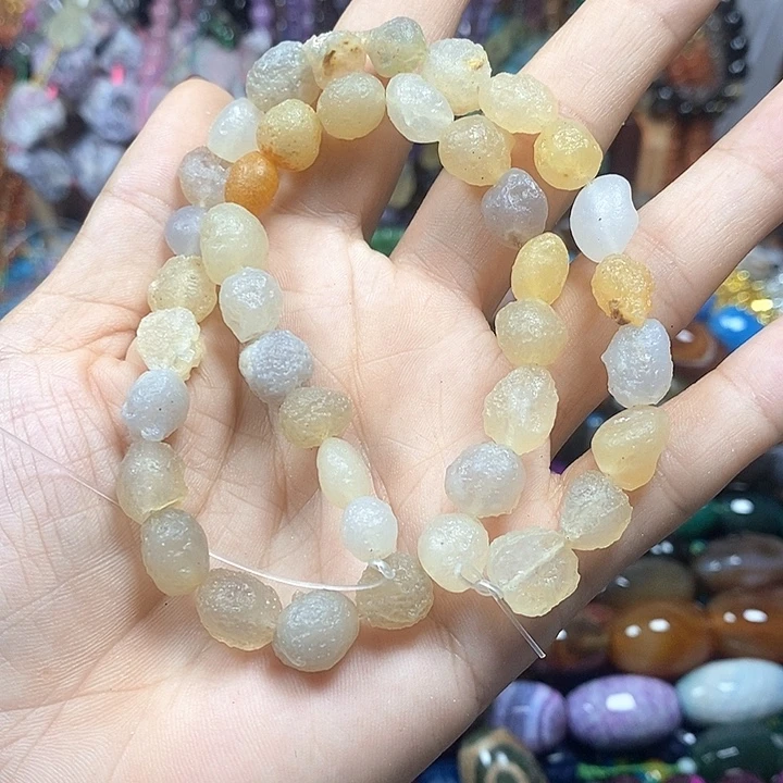 未镶嵌玛瑙/玉髓珠宝半成品阿拉善原矿（2单飞）