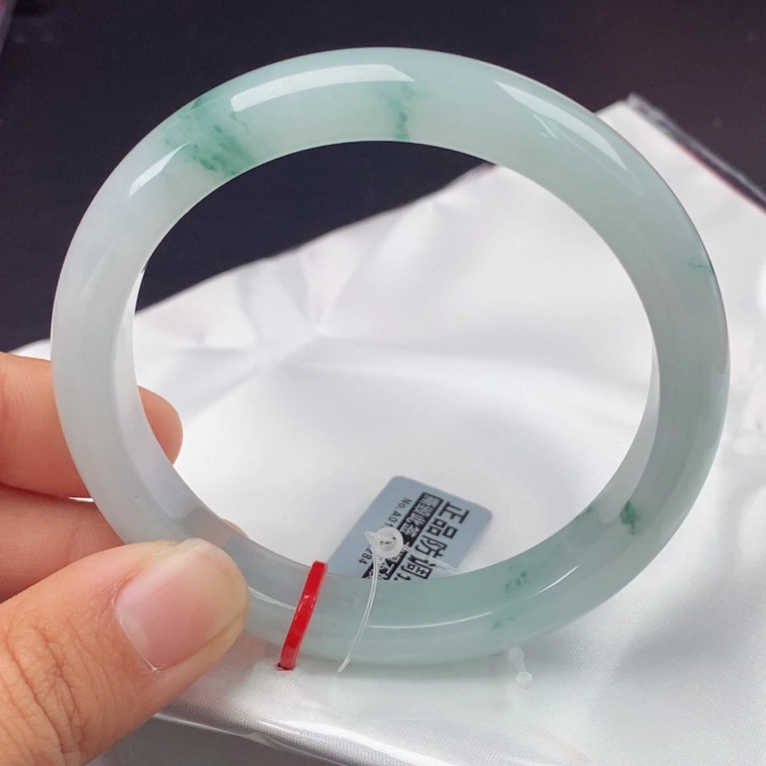 翡翠手镯未镶嵌桐**?5758正圈 棉纹