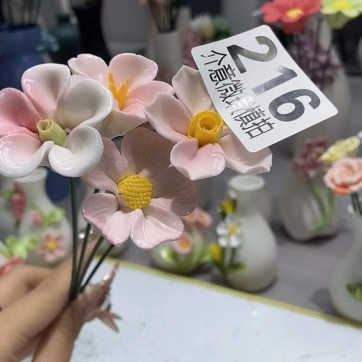 陶瓷纯手工捏花设计