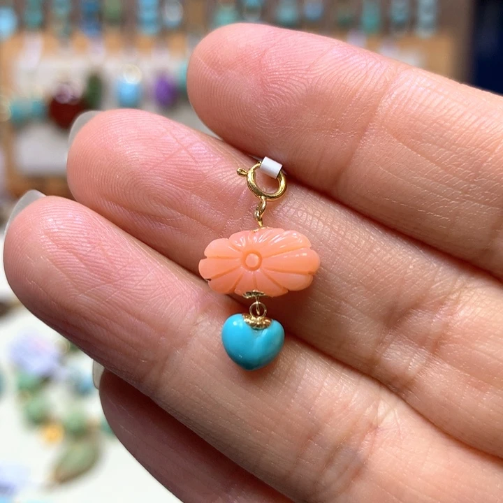 绿松石18K金镶嵌挂件