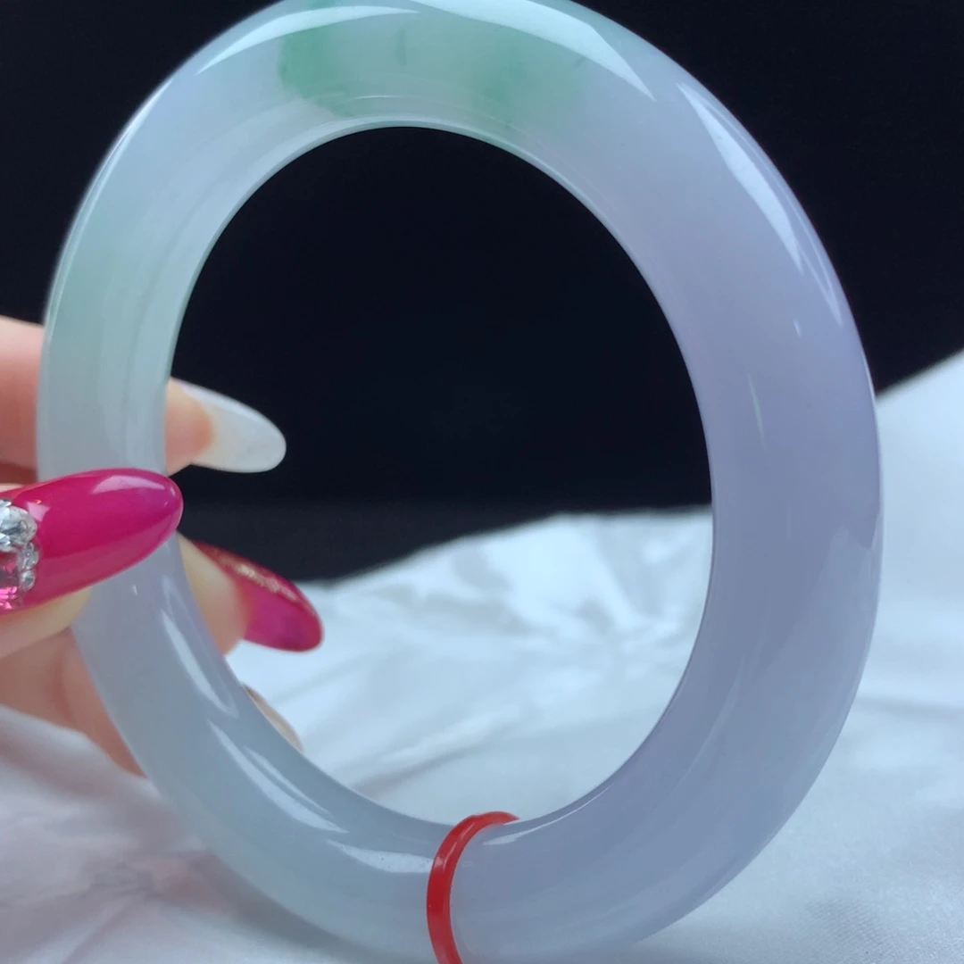 未镶嵌手镯（圆镯）翡翠97251，