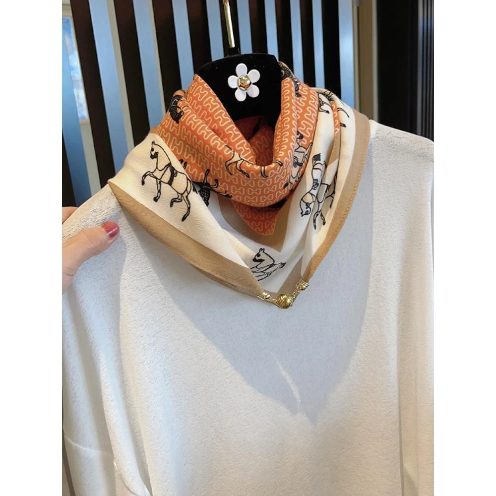 Miss both小金球磁吸扣气质小马春夏女百搭韩版装饰领巾护脖方巾