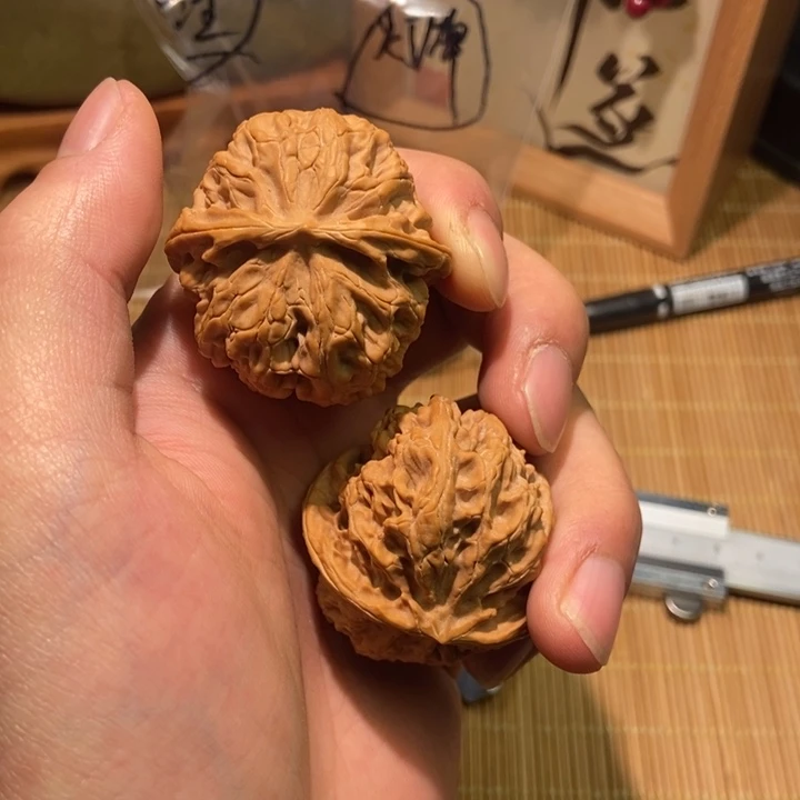 吊坠文玩核桃bbbbb