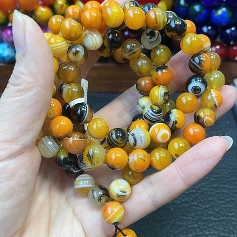 玛瑙未镶嵌手饰牛黄108