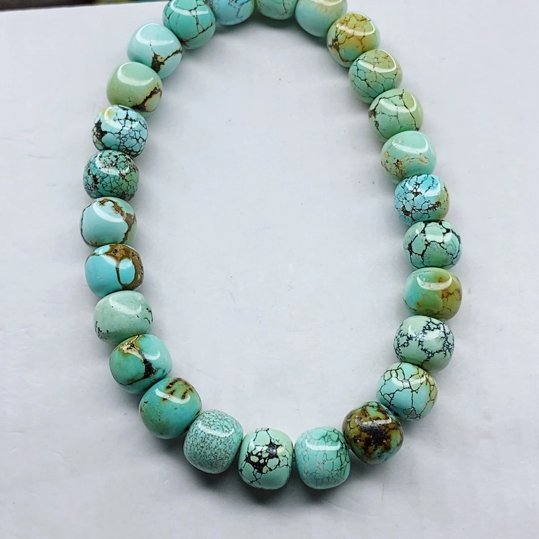 绿松石颈饰未镶嵌