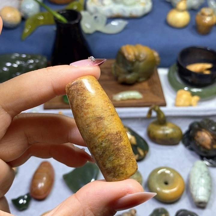 岫岩河磨玉（透闪石质玉）未镶嵌挂件