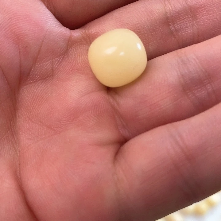 裸石琥珀未镶嵌涛*哥老行