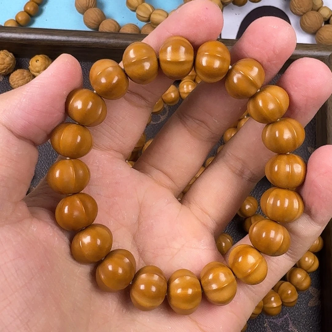 猴头核桃手串四花亮面鲨鱼